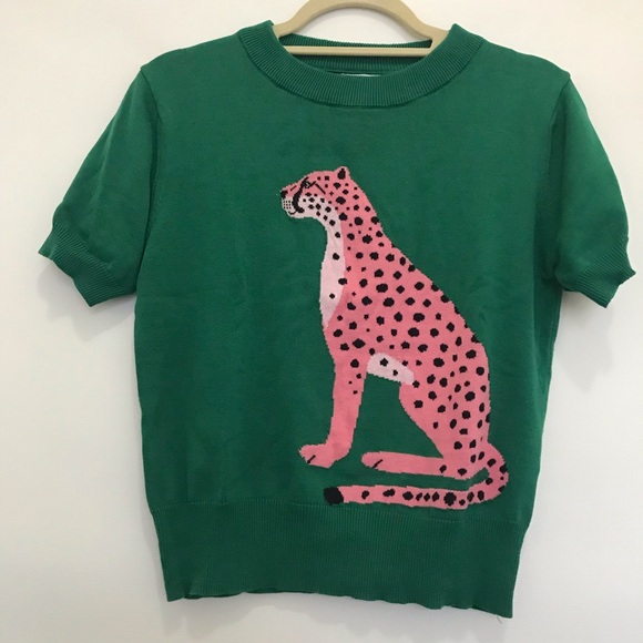 OXKnit Tops - NWT Oxknit Pink Chetah Cropped Top Size S